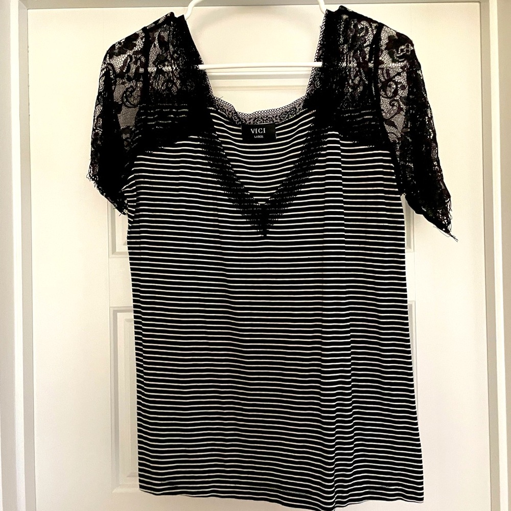 Vici striped t-shirt